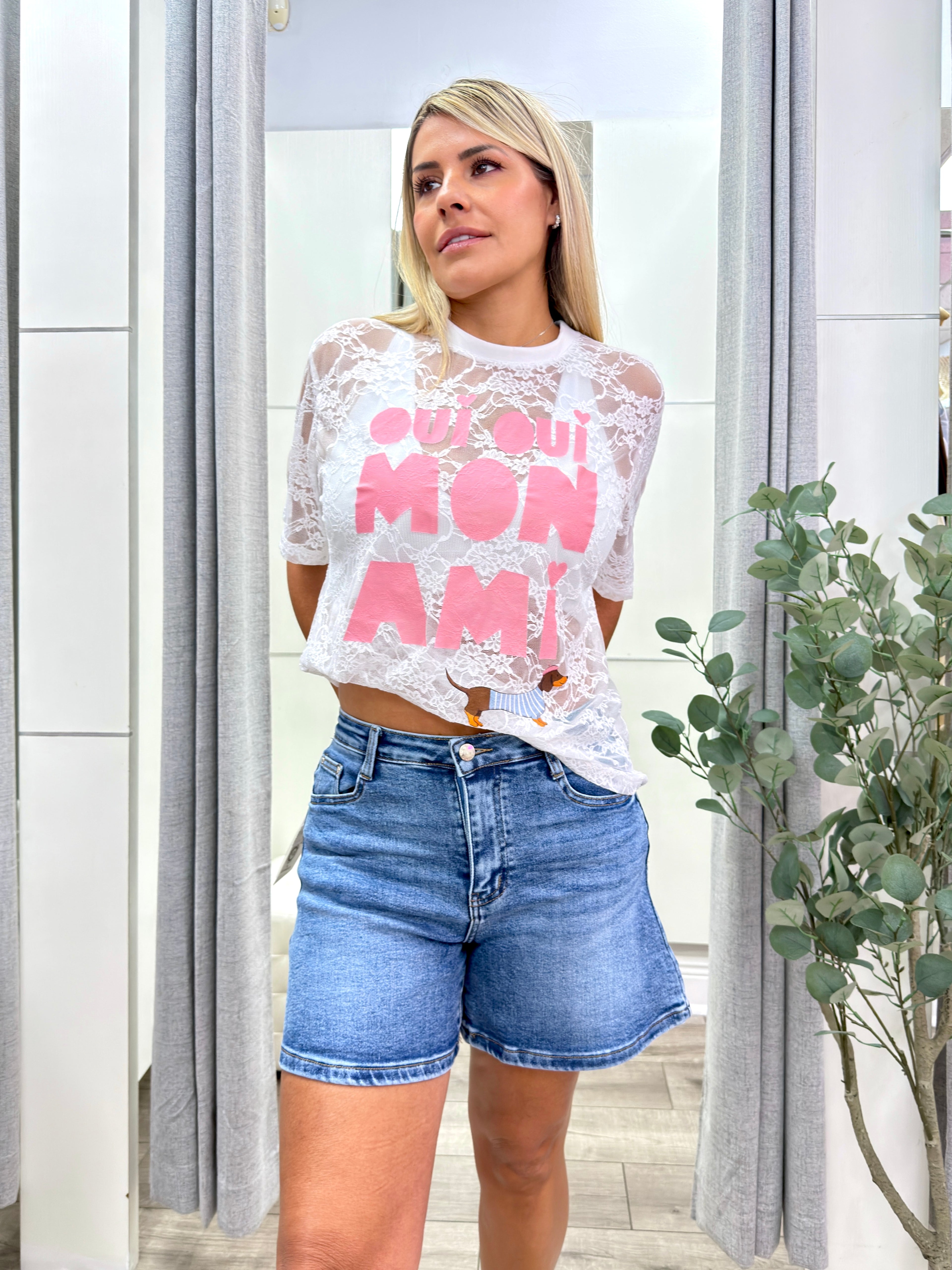 ELARA - T-SHIRT